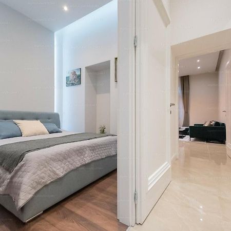 Apartament St Francis Of Assisi Superior Budapeszt Zewnętrze zdjęcie